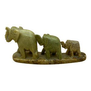 Vintage Carved Stone Trailing Elephants 3 In A Row Soapstone 4.5” Long